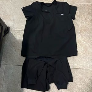 Figs maternity scrubs